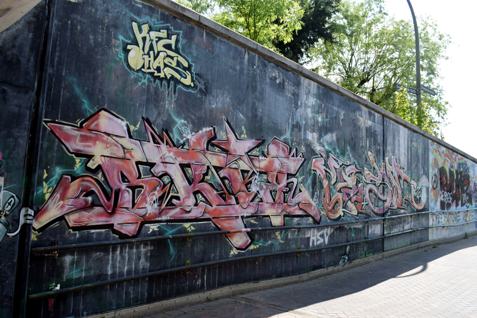 Graffiti, Kreativität, Sprayer, Künstler, Stadtteil, Bergedorf, Hamburg, Streetart, Kunst, Mauer, Hauswand, verlassene Plätze, Bergedorf Blog